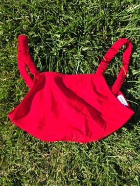 Fisch Colombier Ruby Red Swim Top Size Small